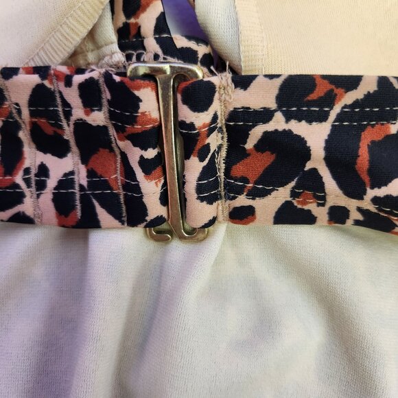 Kona Sol Womens 16W Leopard Print One-Piece Swimsuit 2215 - Picture 3 of 8